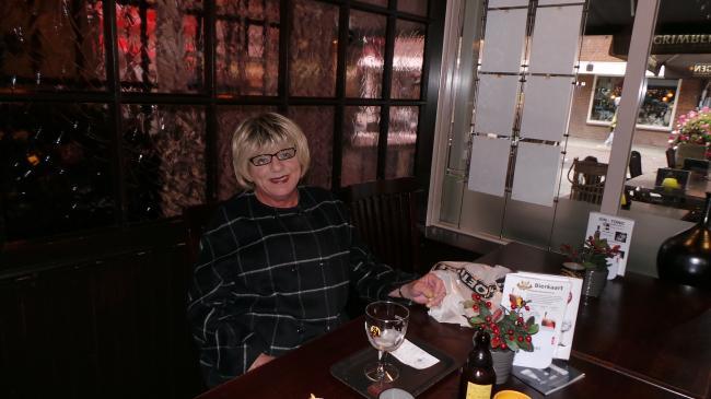 Yolande une charmante trans non opérée